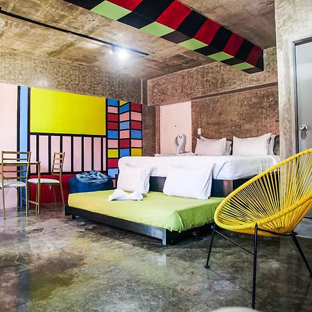 D522 Hostel At Kiener Hills - Near Cebu Airport Мактан Экстерьер фото